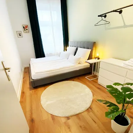 Modernes City-apartment In * Мёнхен-Гладбах